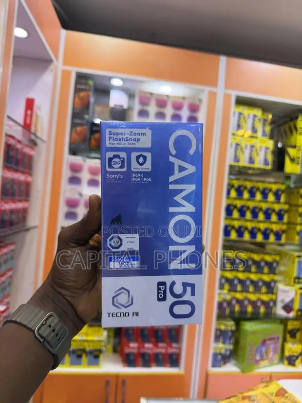 New Tecno Camon 50 Pro 256 GB Green · Photo 1