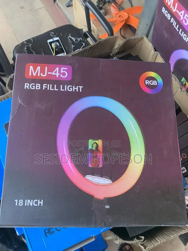 MJ-45 RGB Fill Light · Photo 1