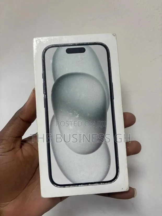 New Apple iPhone 15 128 GB Black · Photo 1