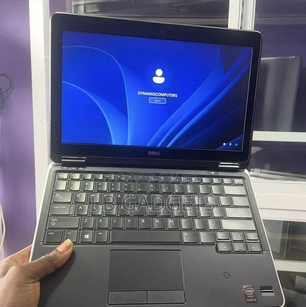 Laptop Dell Latitude 12 7280 6GB Intel Core I5 SSD 128GB · Photo 1