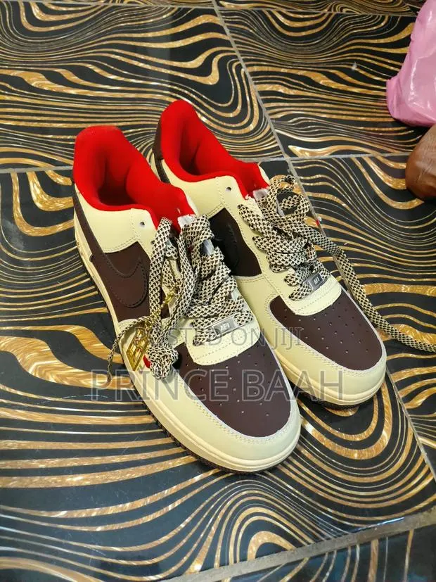 Brand New Airforce 1 · Photo 1
