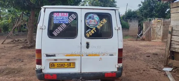 Ford Transit 1994 White · Photo 1
