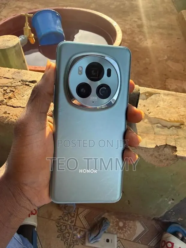 Honor Magic6 Pro 256 GB Green · Photo 1