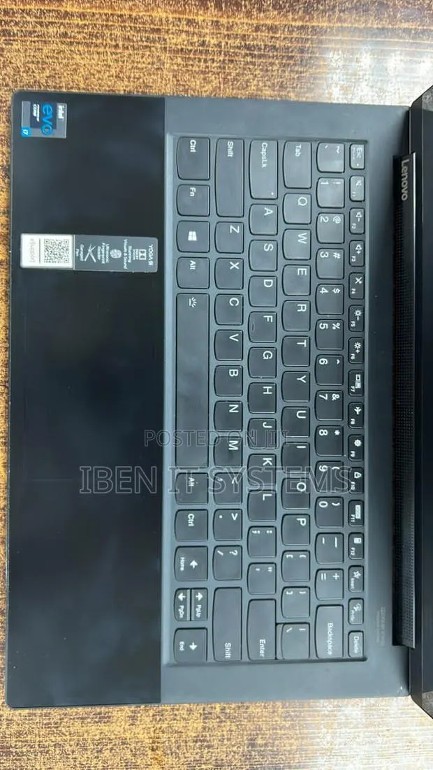 Laptop Lenovo Yoga 9i 16GB Intel Core i7 SSD 512GB · Photo 1