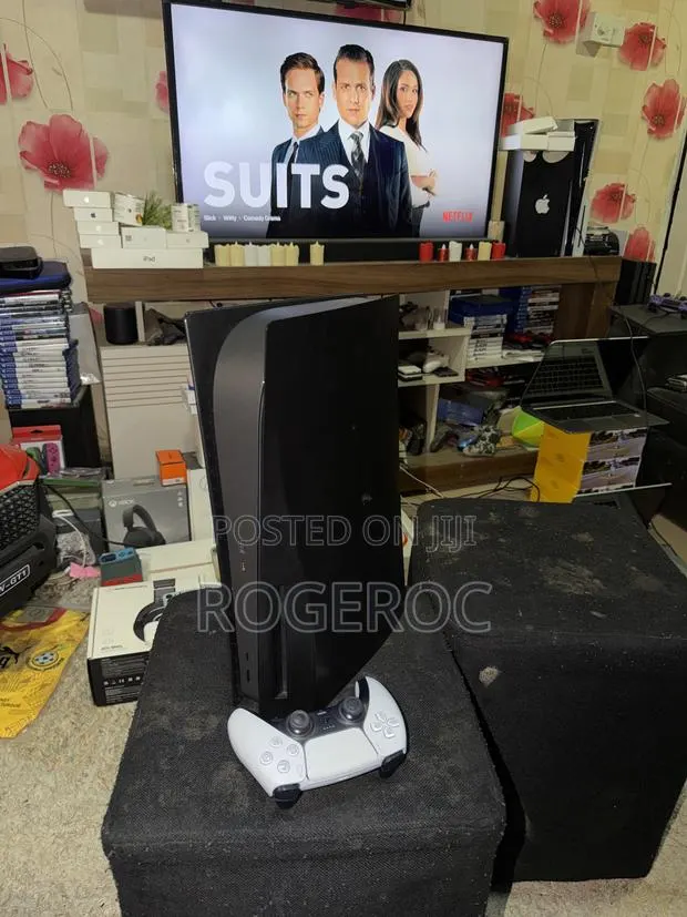PlayStation 5 Standard Edition With Games · Photo 1