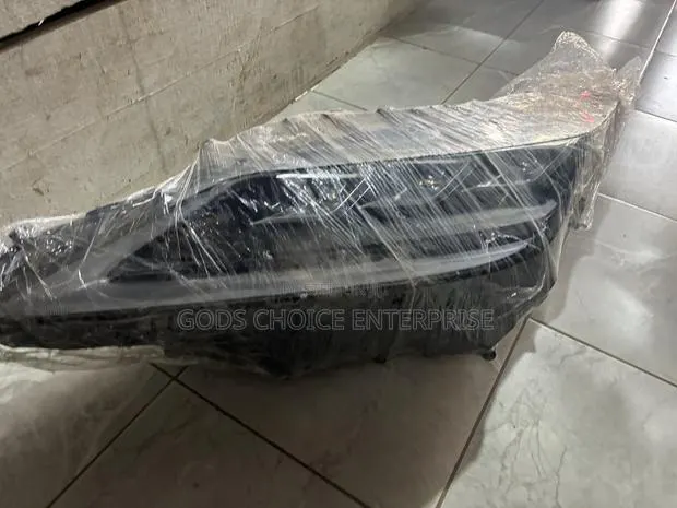 Headlight Lexus RX350 2020-2021-2022 Passengers Side · Photo 1