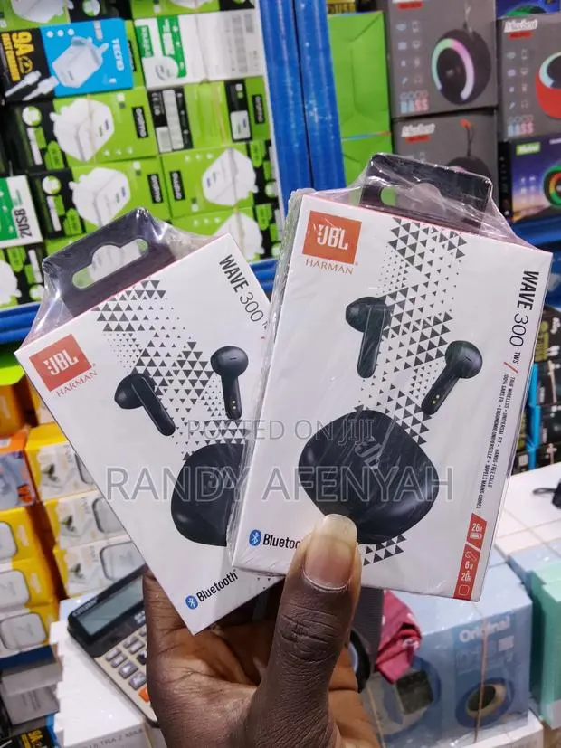 JBL Earbuds. Quality Sound · Photo 1