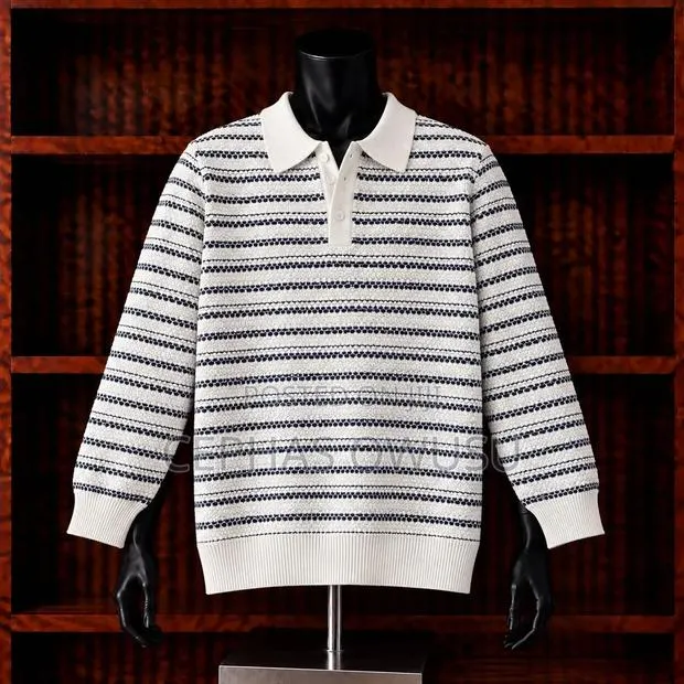 Quarter Zip Sweatshirt · Photo 1