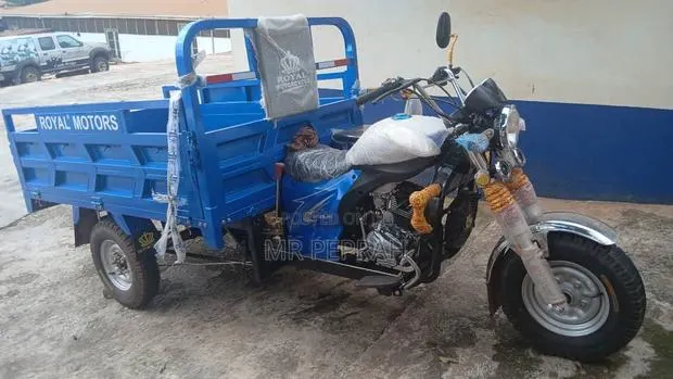 New Royal Motorcycle 2026 Blue · Photo 1