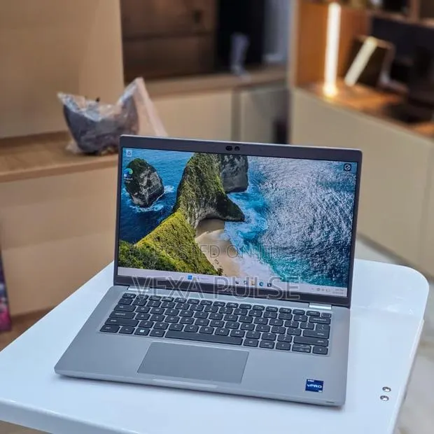 Laptop Dell Latitude 5430 16GB Intel Core i5 SSD 256GB · Photo 1