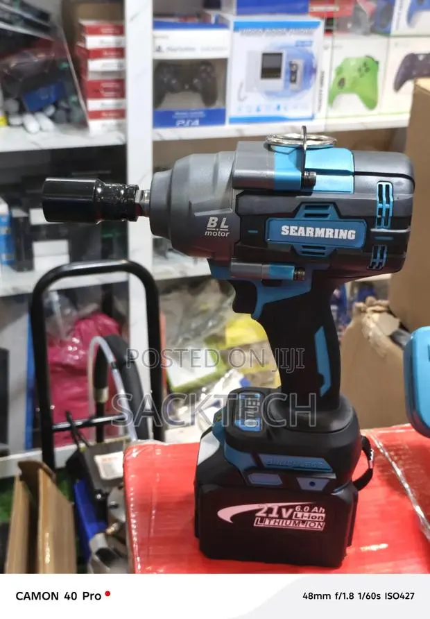 Impact Wrench · Photo 1