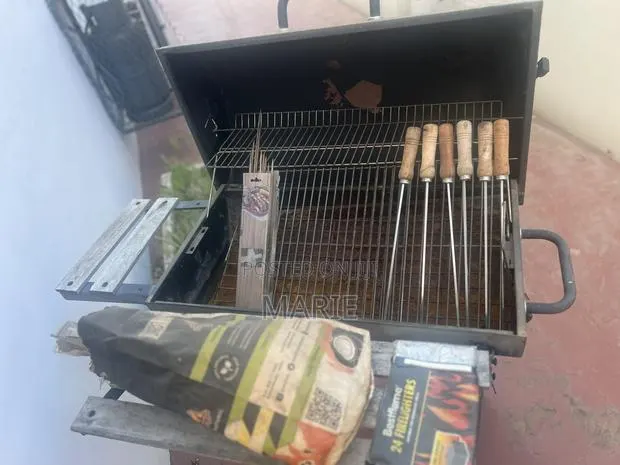 Drum/Barrel-Style Charcoal Braii (BBQ Grill) · Photo 1