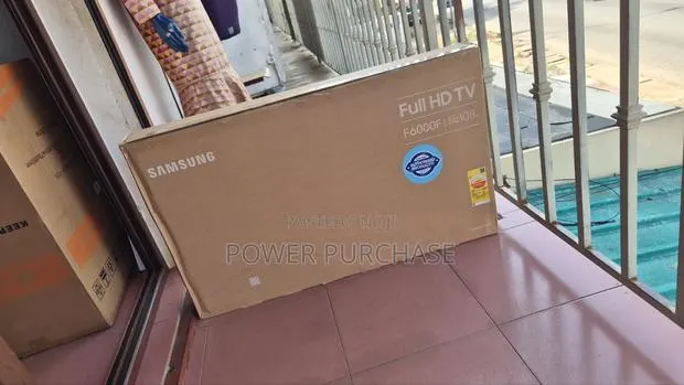 Fantastic Television Samsung 43 Inches · Photo 1