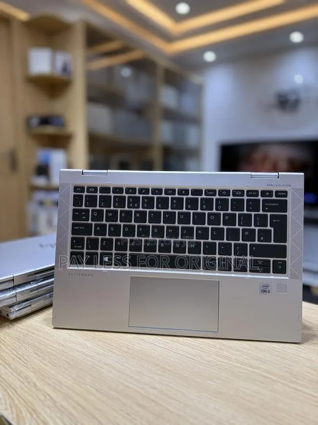 Laptop HP EliteBook 830 G7 16GB Intel Core i7 SSD 512GB · Photo 1