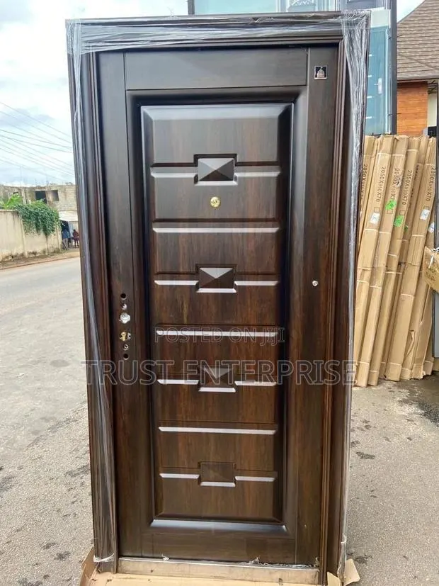 Polished China Doors · Photo 1