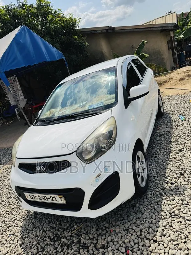 Kia Morning 2013 White · Photo 1