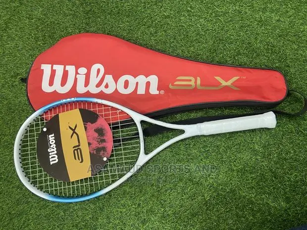 Original Long Tennis Racquet at Cool Price · Photo 1