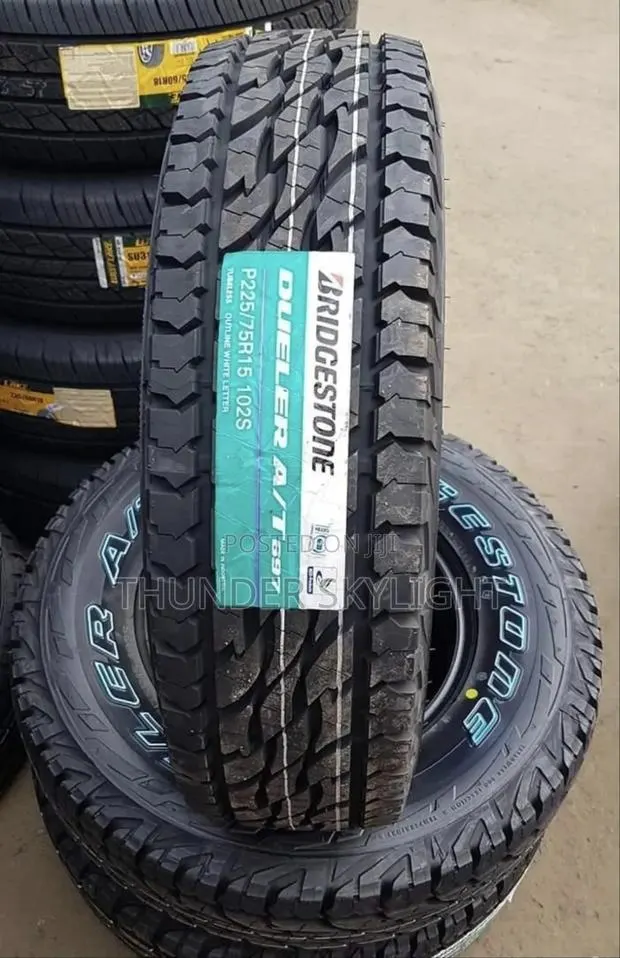 225/75r15 Bridgestone Dueler a/T 697 102S Tyre · Photo 1
