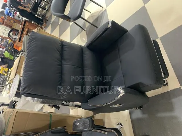 Office Chair- Executive Chair · Photo 1