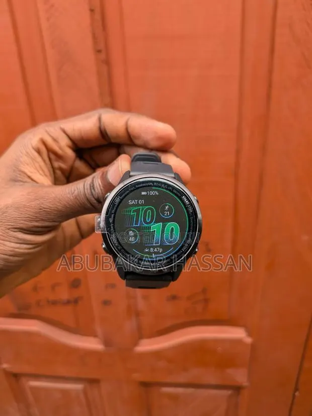 Garmin Watch Forerunner 570 42mm · Photo 1