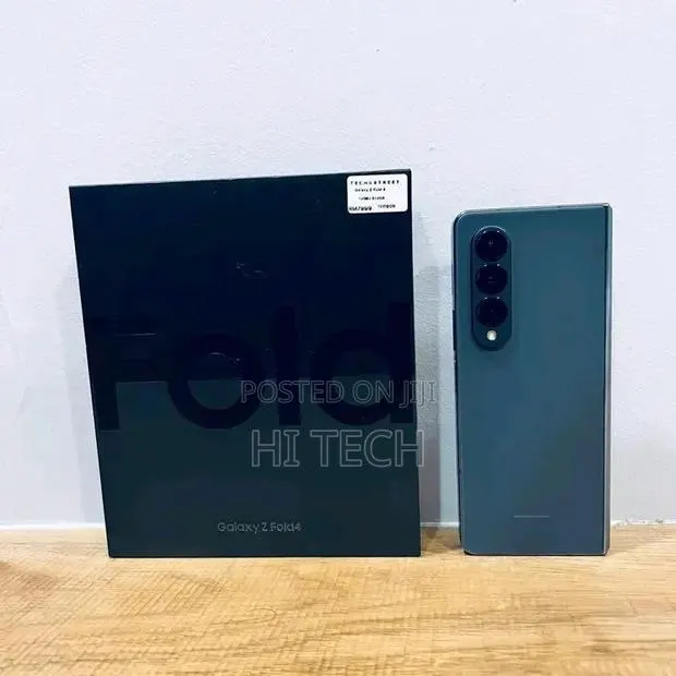 New Samsung Galaxy Z Fold4 1 TB Black · Photo 1