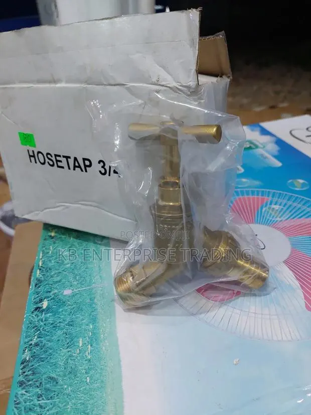 3/4-Inch Heavy-Duty Brass Hose Tap for Outdoor Watering · Photo 1