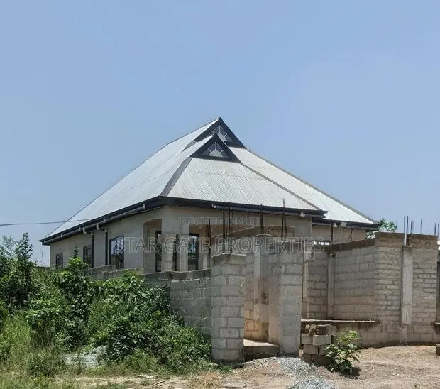 4bdrm House in Adesina, Kumasi Metropolitan for sale · Photo 1