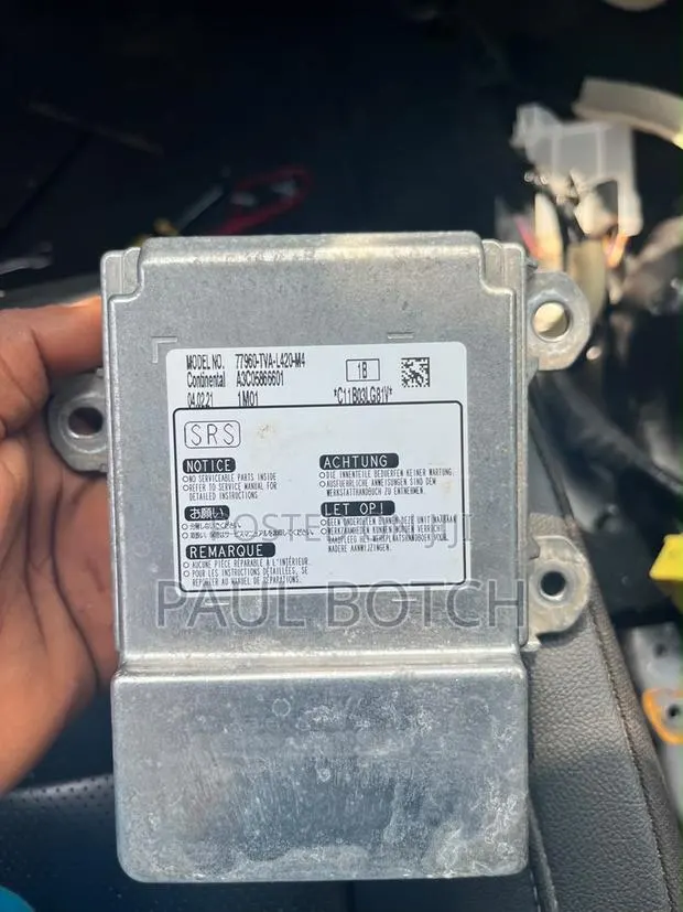 2017,2028,2019,2020,2021 Honda Accord Airbag Control Module · Photo 1