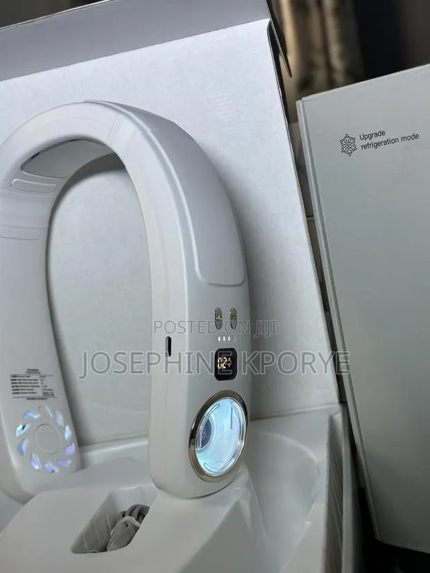 Rechargeable Cooling Neck Fan · Photo 1