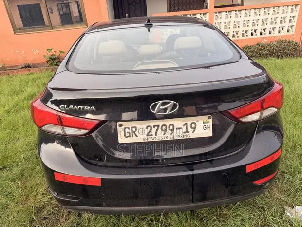 Hyundai Elantra 2016 Black · Photo 1