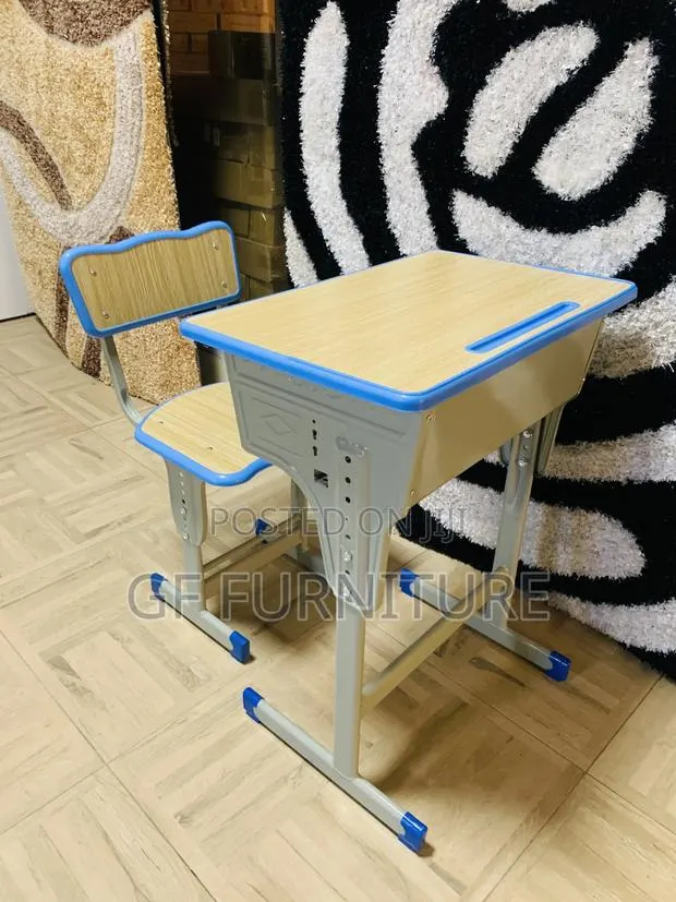 Adjustable Student Desk and Chair Set(Wholesale) · Photo 2