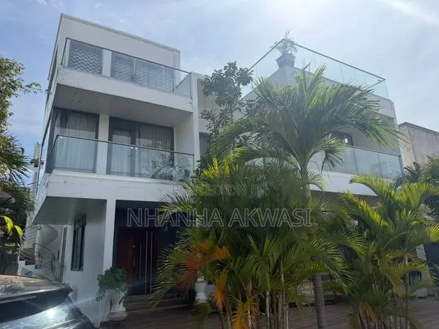 4bdrm House in Lashibi, Sakumono for rent · Photo 1