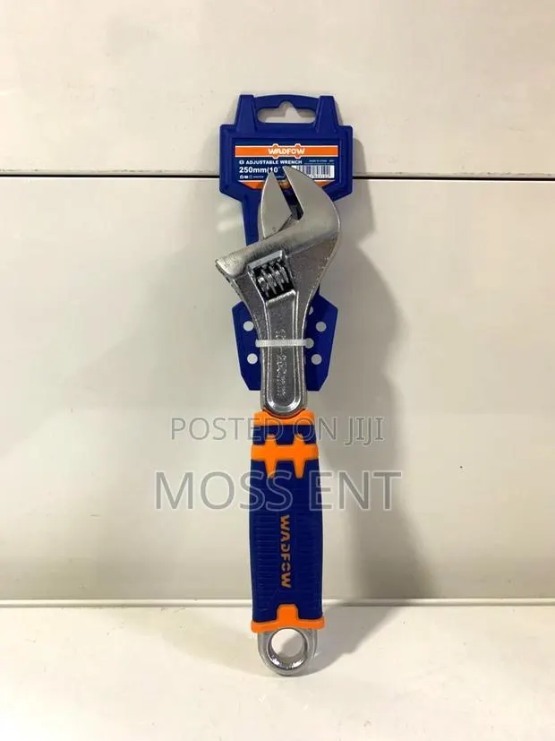Adjustable Wrench - Waw2210 · Photo 1