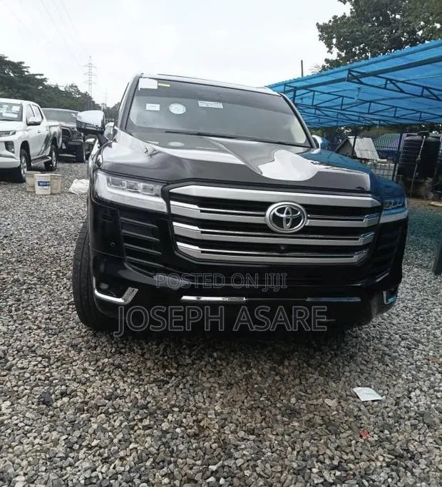 Toyota Land Cruiser Prado 2022 Black · Photo 1