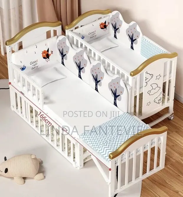 Wooden Cot · Photo 1