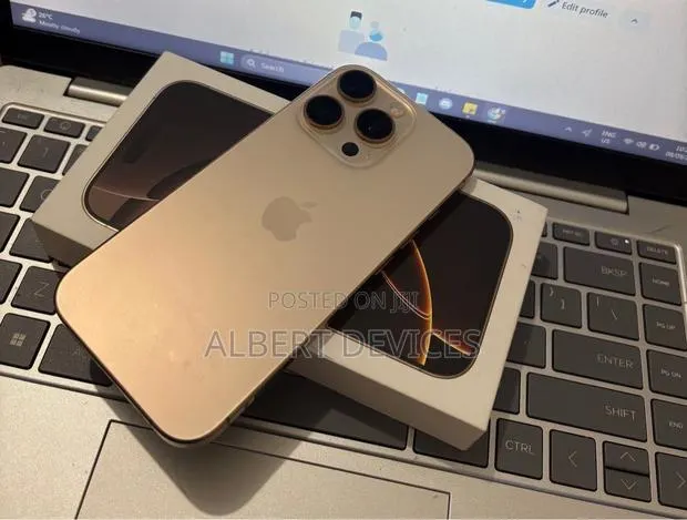 New Apple iPhone 16 Pro Max 512 GB Gold · Photo 1
