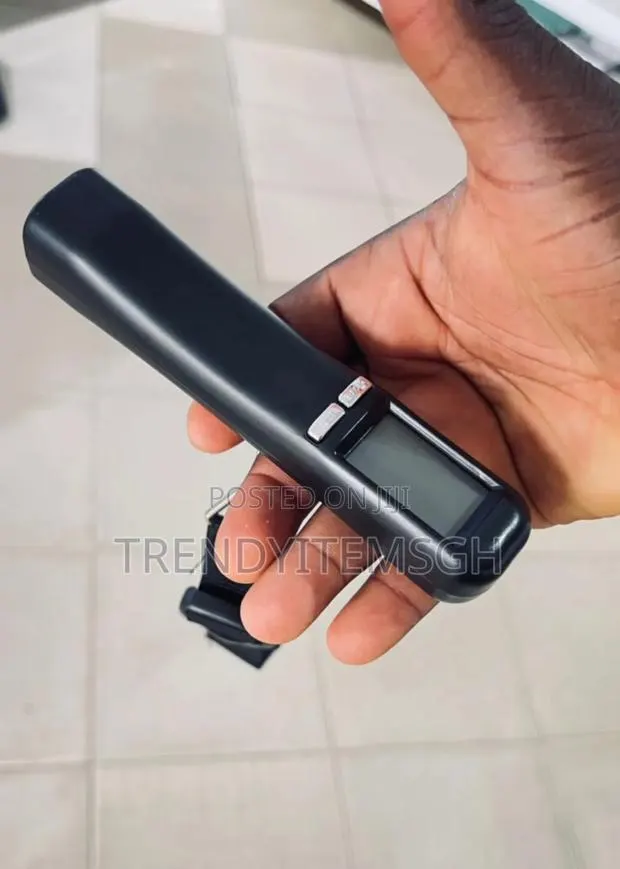 Portable Hanging Travel Luggage Scale · Photo 1