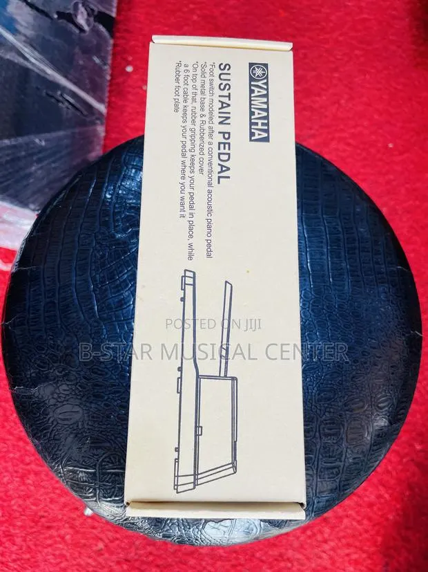 Yamaha Sustain Pedal · Photo 1