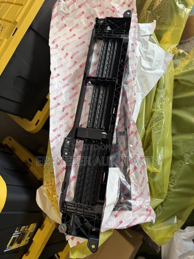 Honda CRV Cr-v 2026 Shutter Grille With Motor · Photo 1