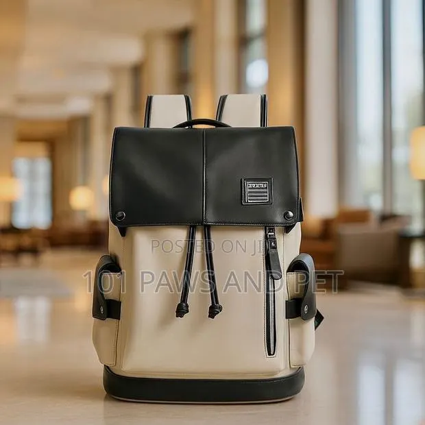 Premium Black Multi-Purpose Backpack · Photo 1