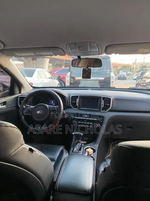 Kia Sportage 2018 · Photo 1