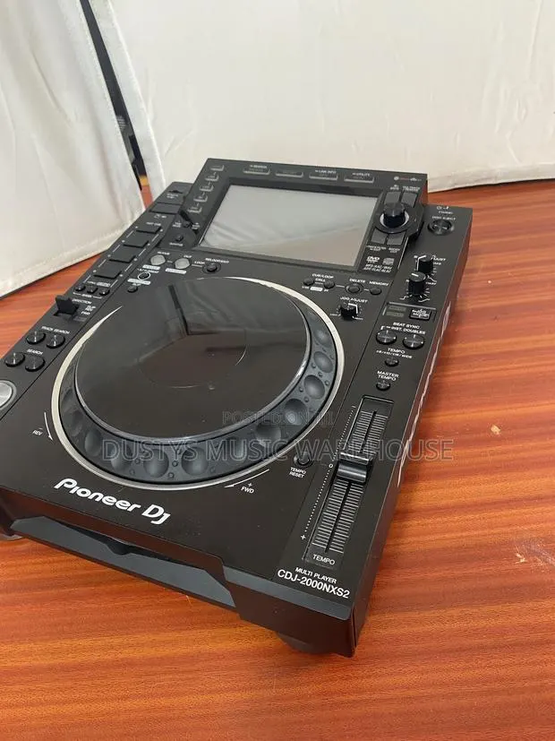 Pioneer CDJ 2000 Nexus 2 · Photo 1