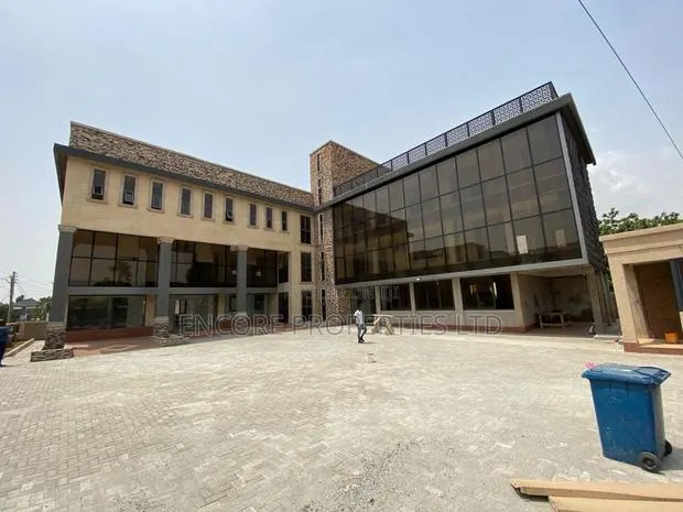 Commercial Property for Sale · Photo 1