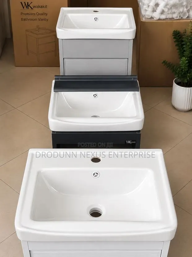 Handwashing Basin · Photo 1