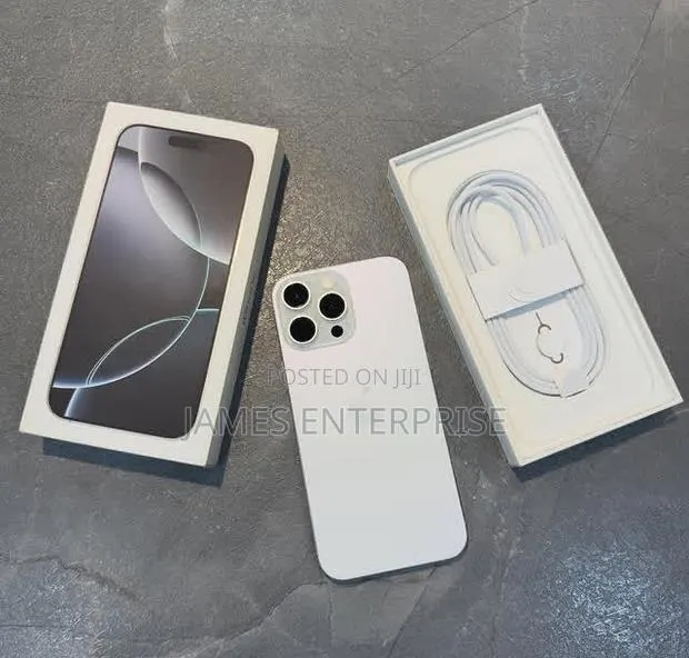 New Apple iPhone 16 Pro Max 1 TB Silver · Photo 1