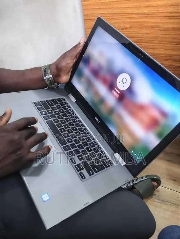Laptop Dell Inspiron 15 8GB Intel Core i7 HDD+SSD 512GB · Photo 1