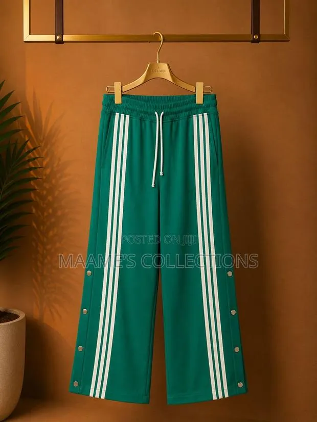 Adidas Originals Adibreak Track Pants / Jogger · Photo 1