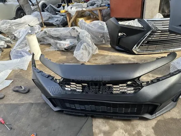 Honda Civic 2025 Front Bumper Complete · Photo 1