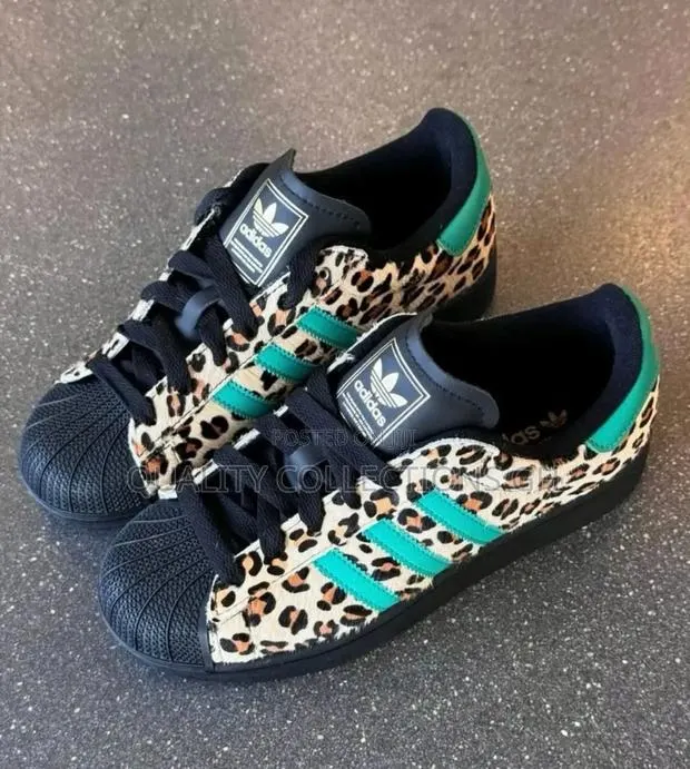 Adidas Superstar Leopard Print · Photo 1