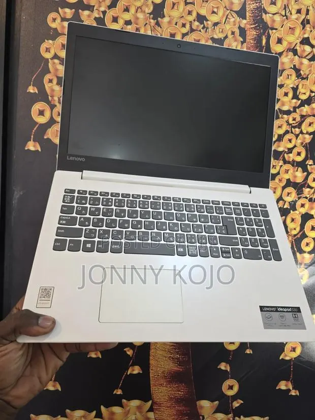 Laptop Lenovo IdeaPad 330 8GB Intel Core i3 HDD+SSD 500GB · Photo 1